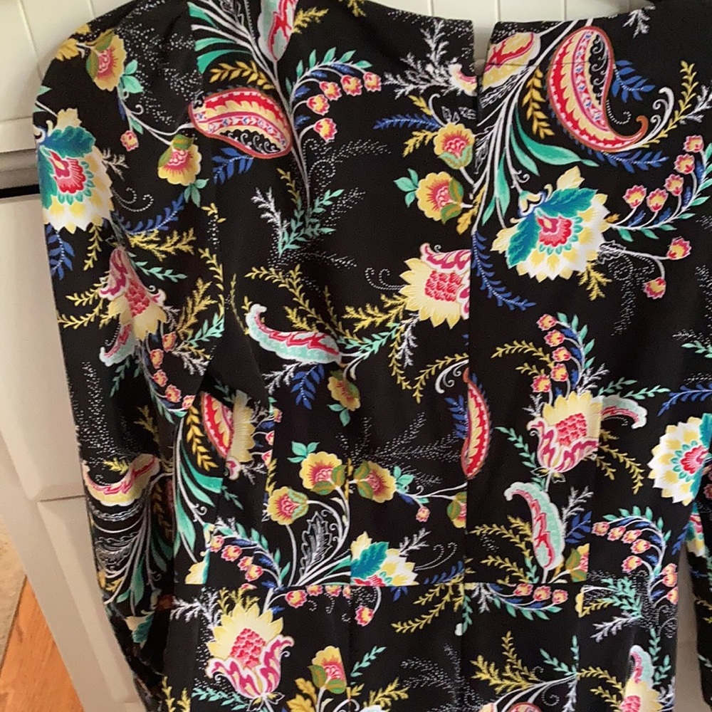 Floral dress 🌸 - Picture 7 of 7